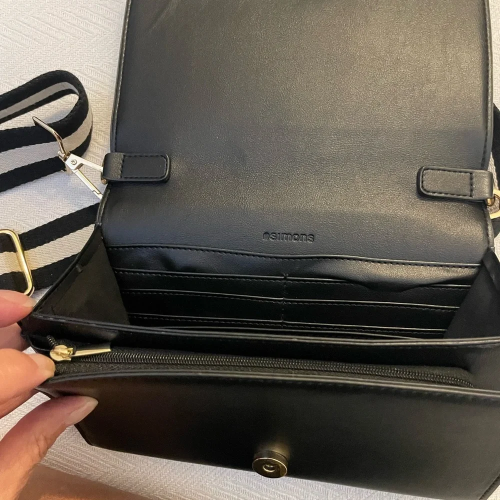 simons - Picture 3 of 5